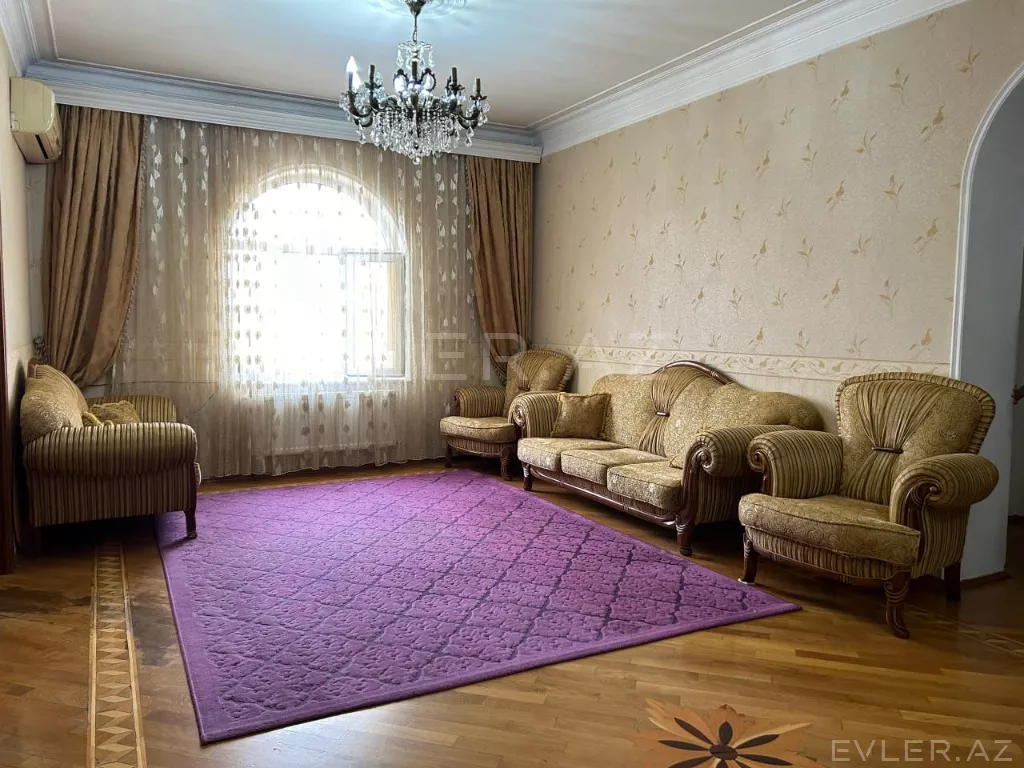 Satılır, həyət evi/villa