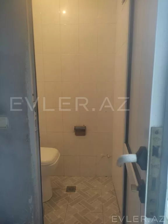 Satılır, köhnə tikili