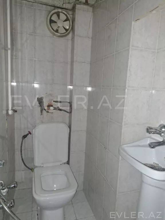 Satılır, köhnə tikili