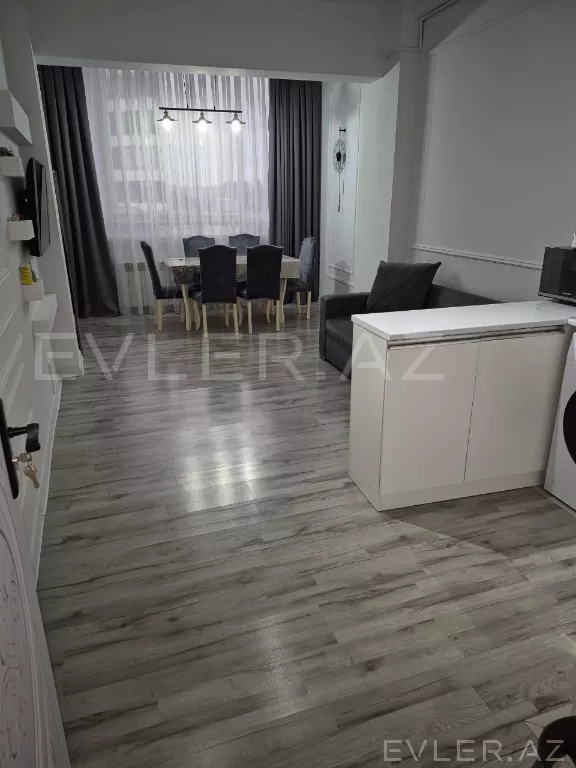 Satılır, yeni tikili
