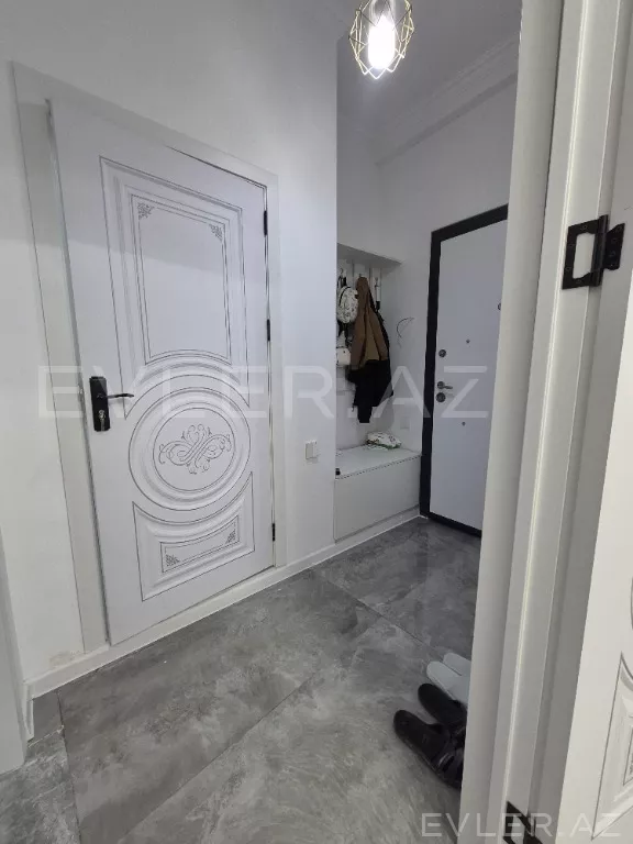Satılır, yeni tikili