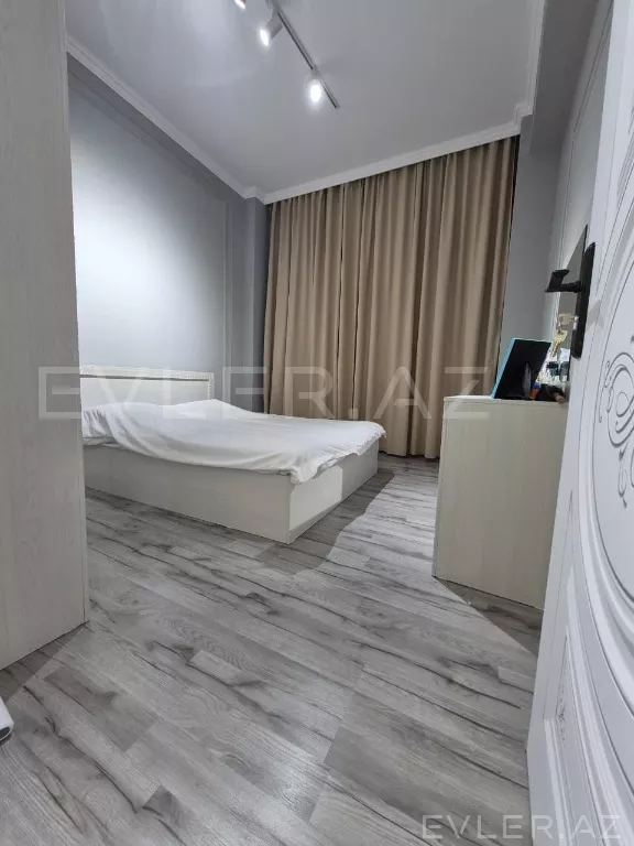 Satılır, yeni tikili