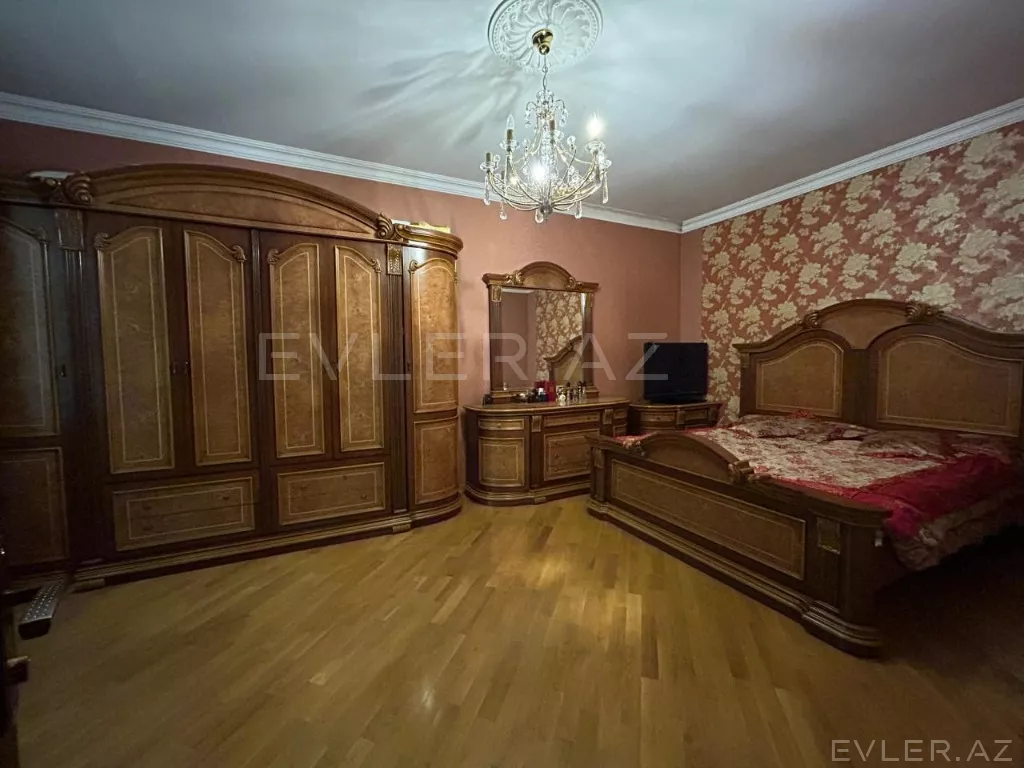Satılır, həyət evi/villa