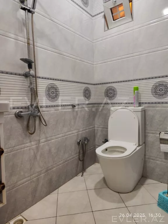 Satılır, həyət evi/villa
