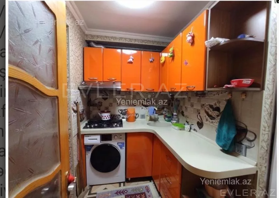 Satılır, köhnə tikili