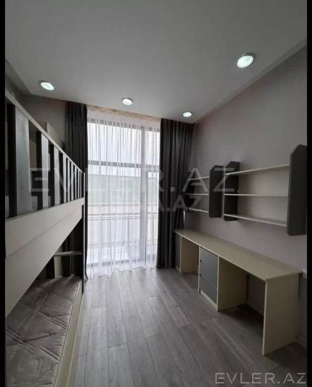 Satılır, həyət evi/villa
