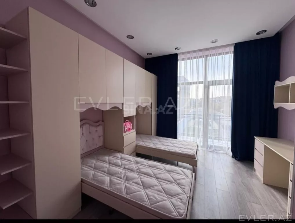 Satılır, həyət evi/villa