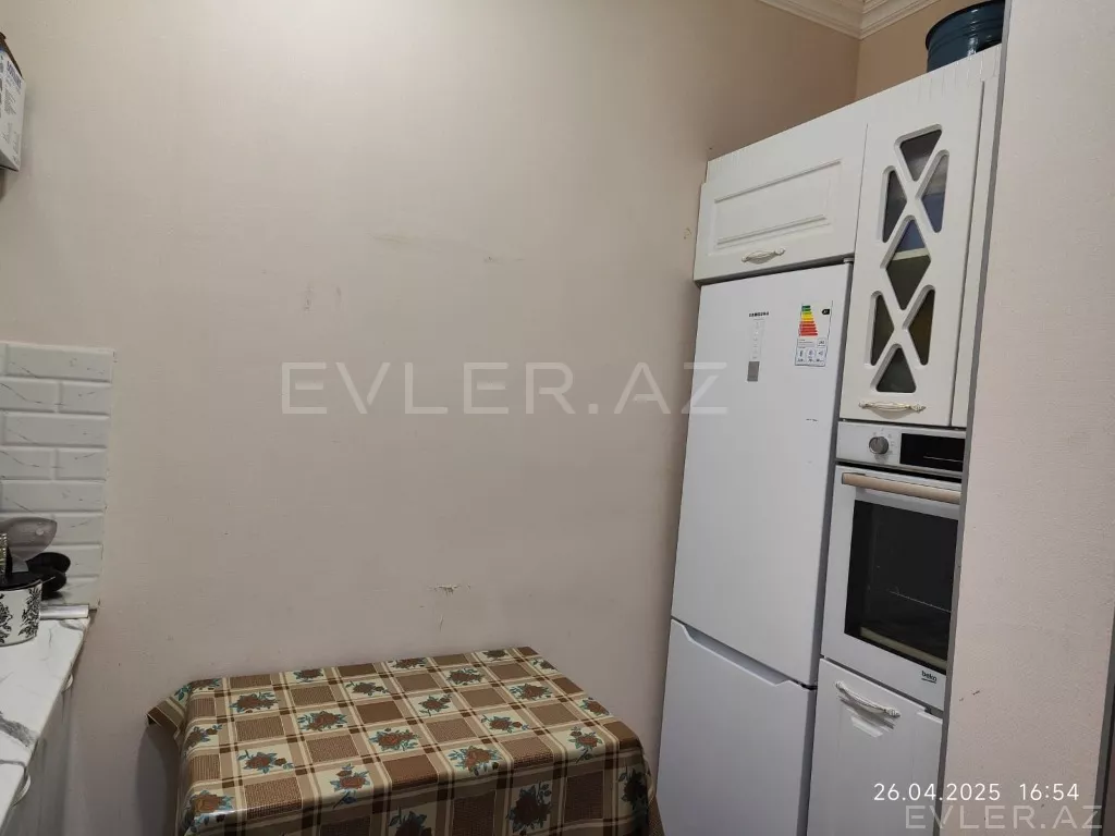 Satılır, həyət evi/villa