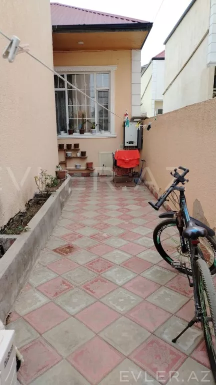 Satılır, həyət evi/villa