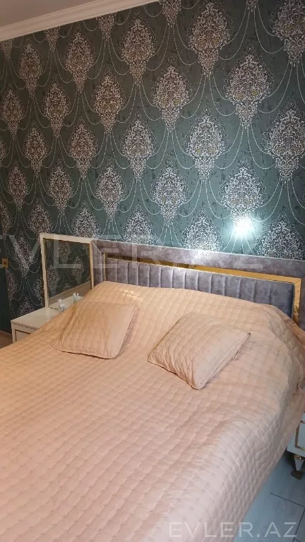 Satılır, həyət evi/villa