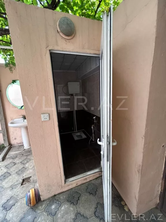 Satılır, həyət evi/villa