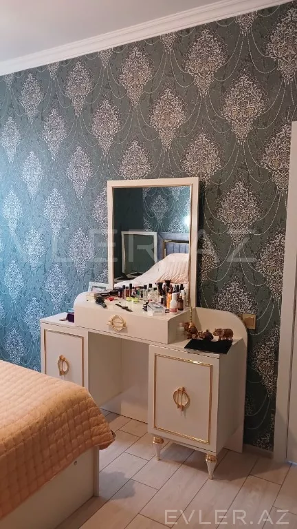 Satılır, həyət evi/villa