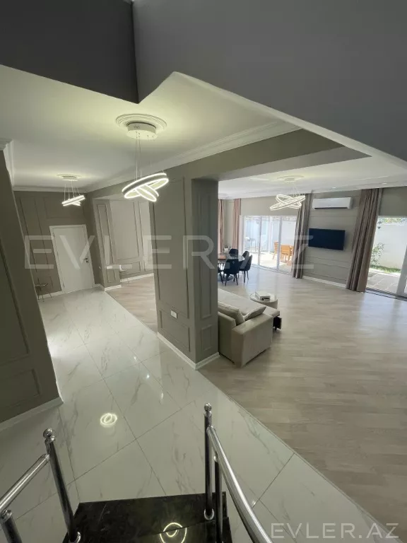 Satılır, həyət evi/villa