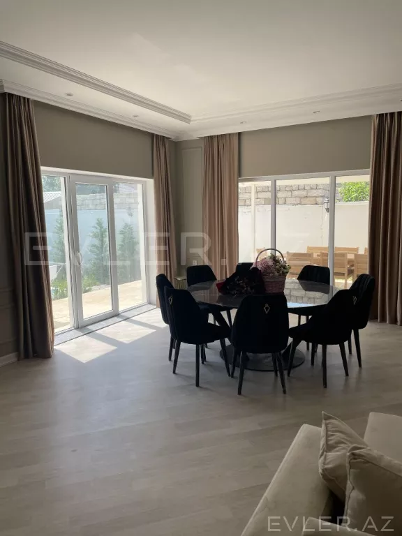 Satılır, həyət evi/villa