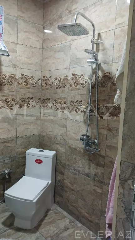 Satılır, həyət evi/villa