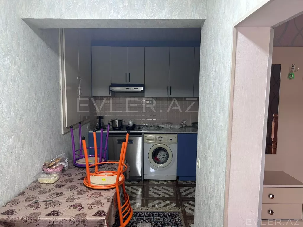 Satılır, həyət evi/villa