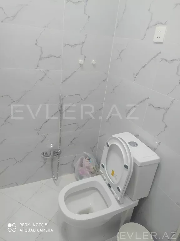 Satılır, həyət evi/villa