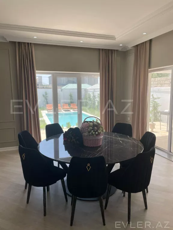 Satılır, həyət evi/villa
