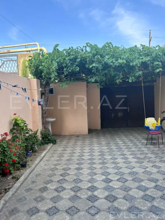 Satılır, həyət evi/villa