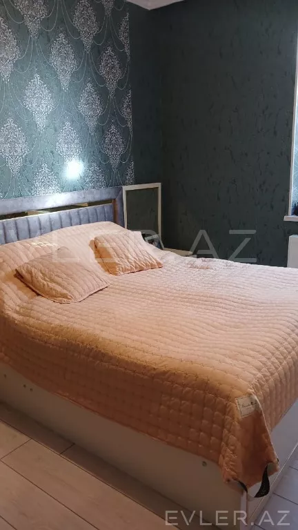 Satılır, həyət evi/villa