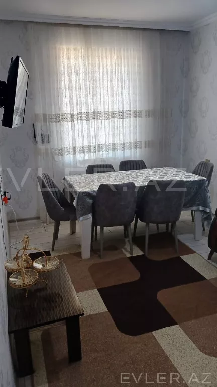 Satılır, həyət evi/villa