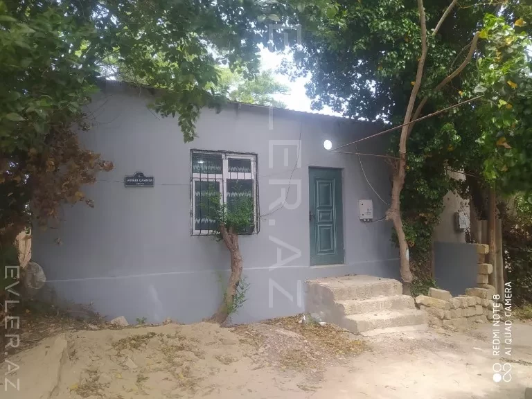 Satılır, həyət evi/villa