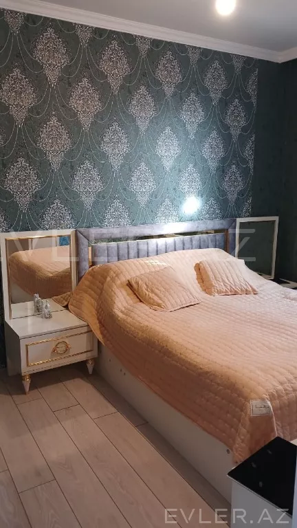 Satılır, həyət evi/villa