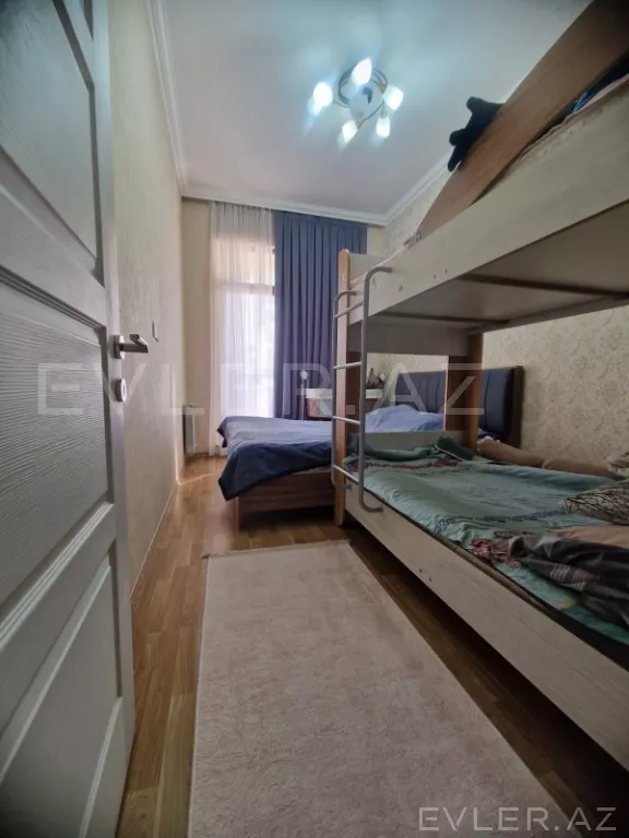 Satılır, yeni tikili