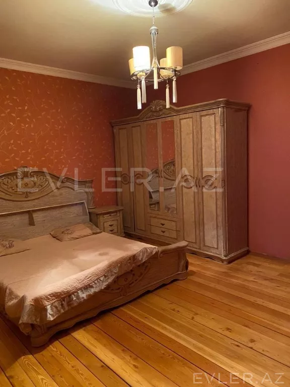 Satılır, həyət evi/villa