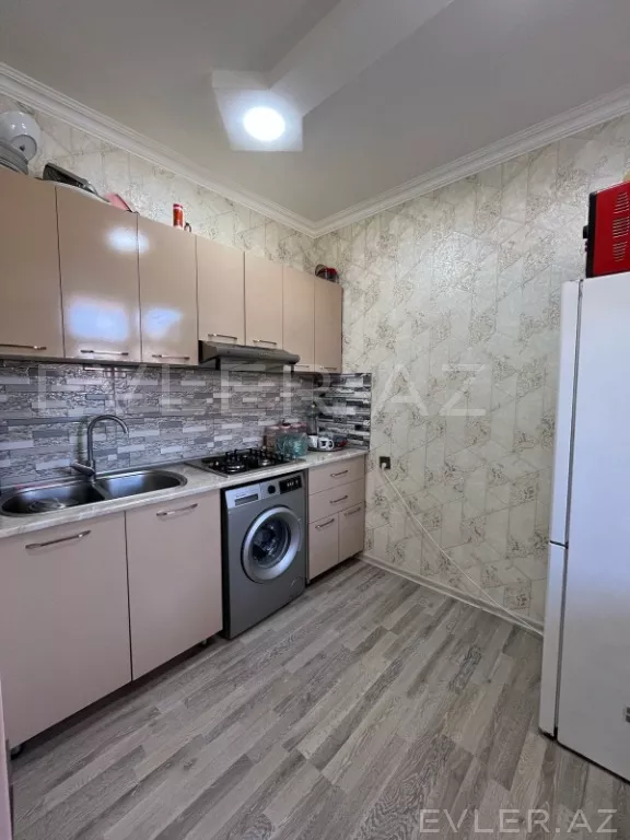 Satılır, həyət evi/villa