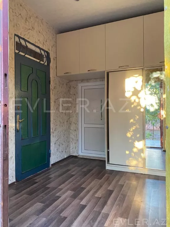 Satılır, həyət evi/villa