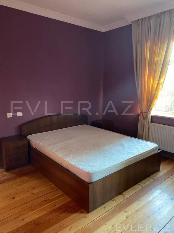 Satılır, həyət evi/villa