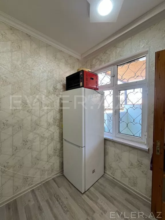 Satılır, həyət evi/villa