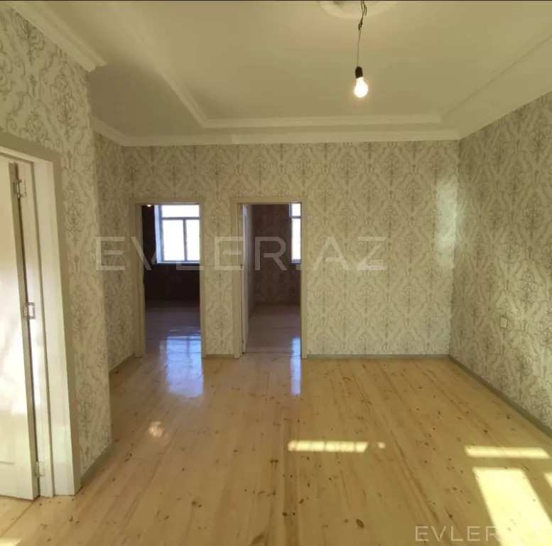 Satılır, həyət evi/villa