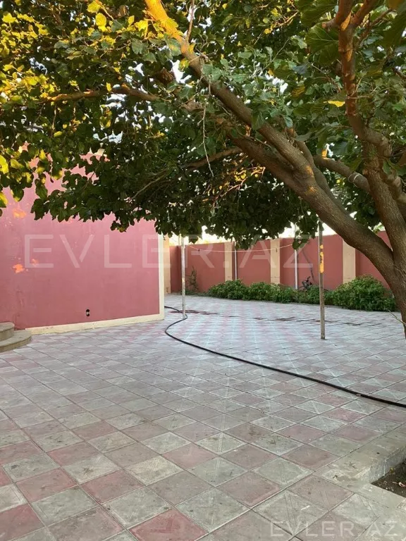 Satılır, həyət evi/villa