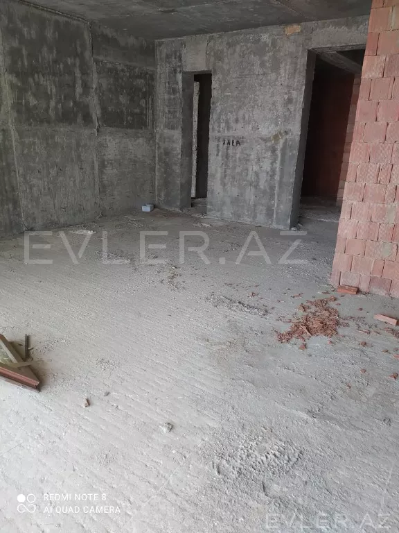 Satılır, yeni tikili