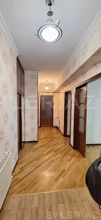 Satılır, yeni tikili