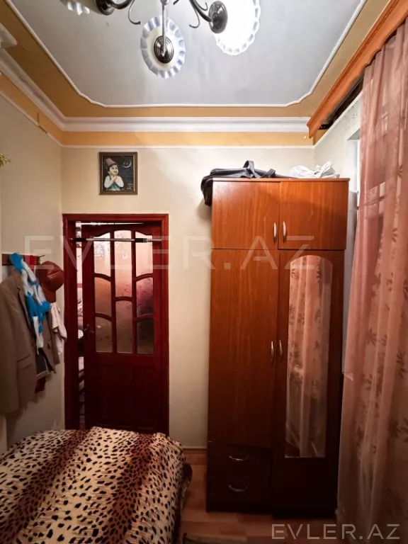 Satılır, köhnə tikili