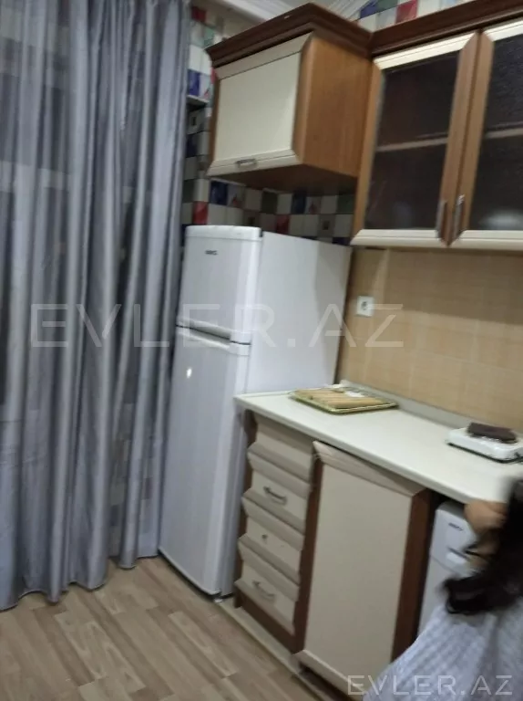 Satılır, yeni tikili