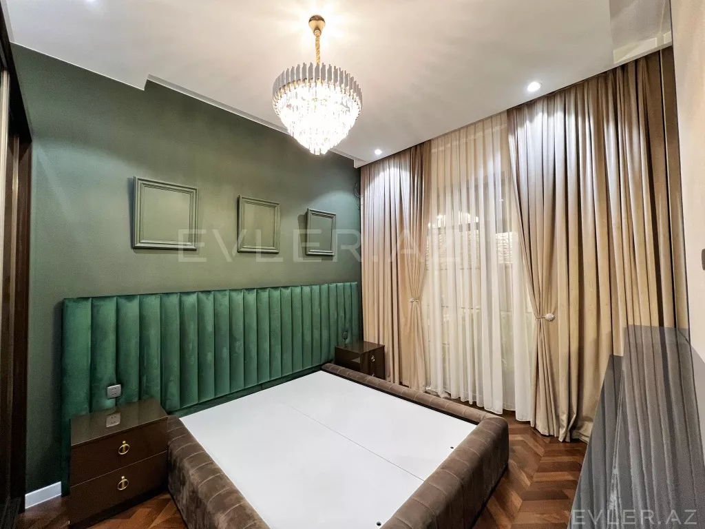 Satılır, həyət evi/villa