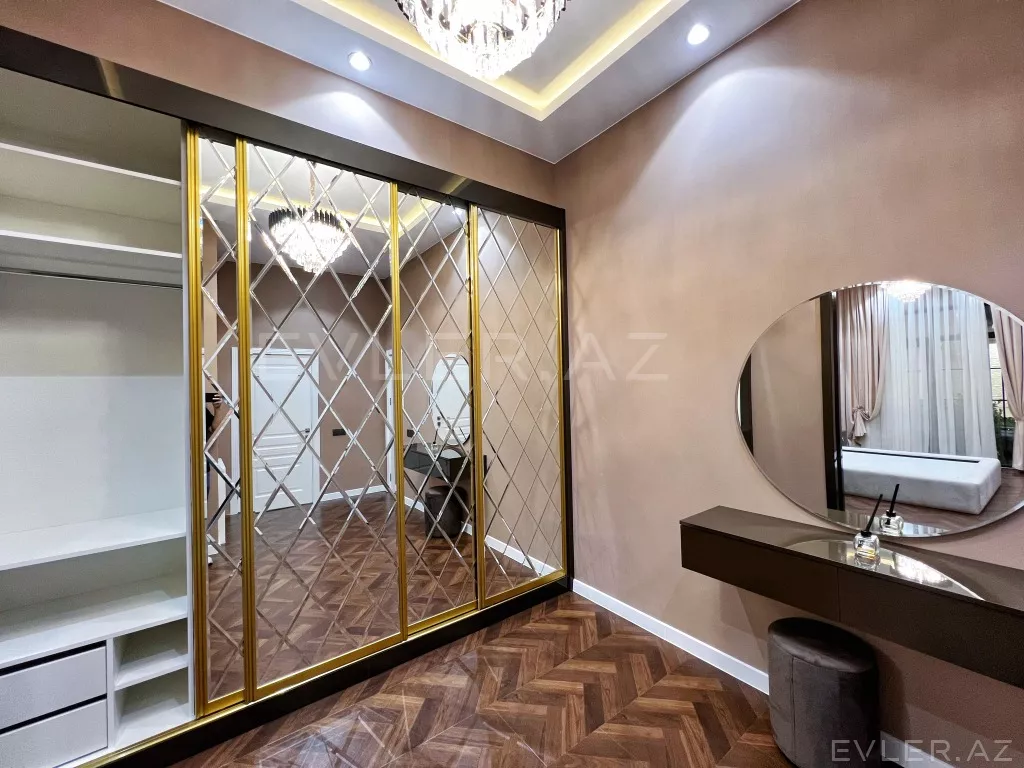 Satılır, həyət evi/villa