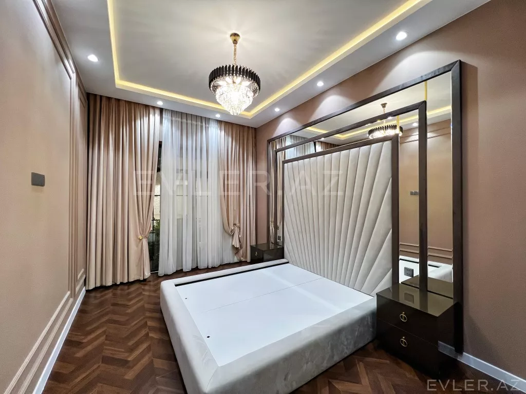 Satılır, həyət evi/villa