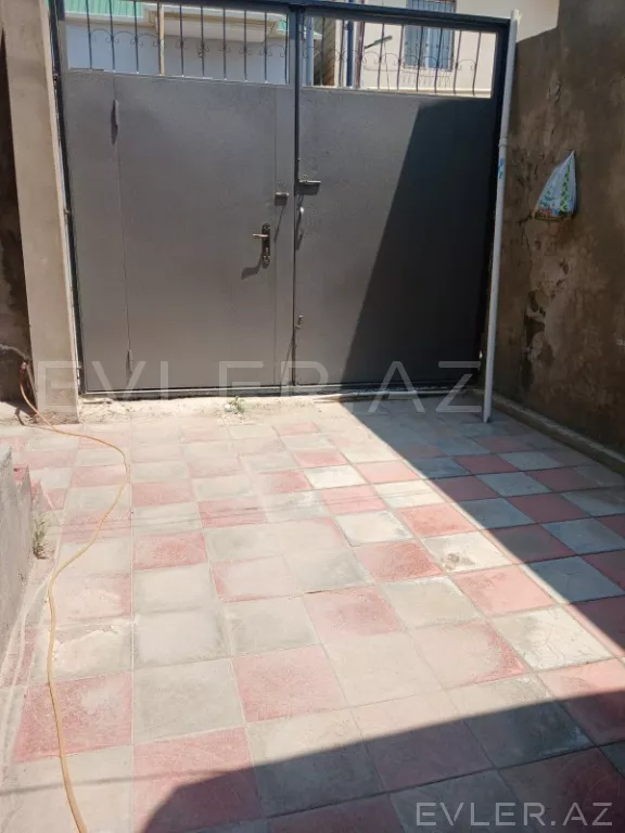 Satılır, həyət evi/villa