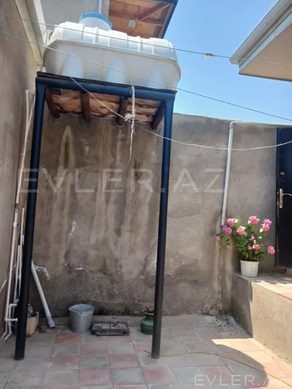 Satılır, həyət evi/villa