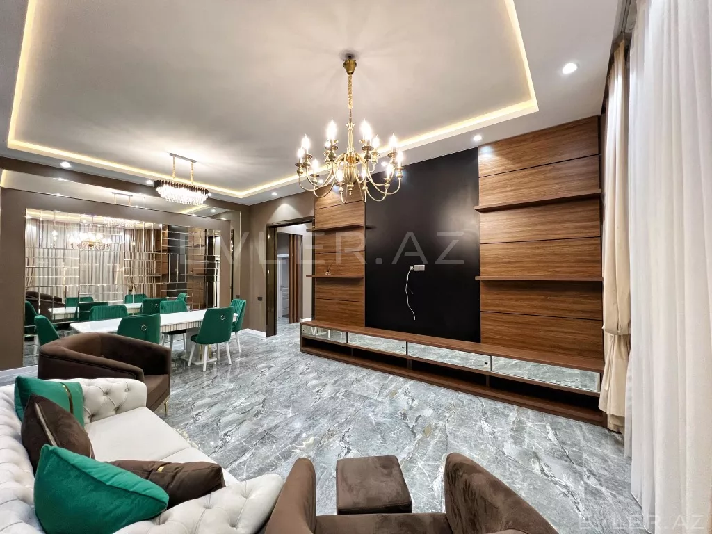 Satılır, həyət evi/villa