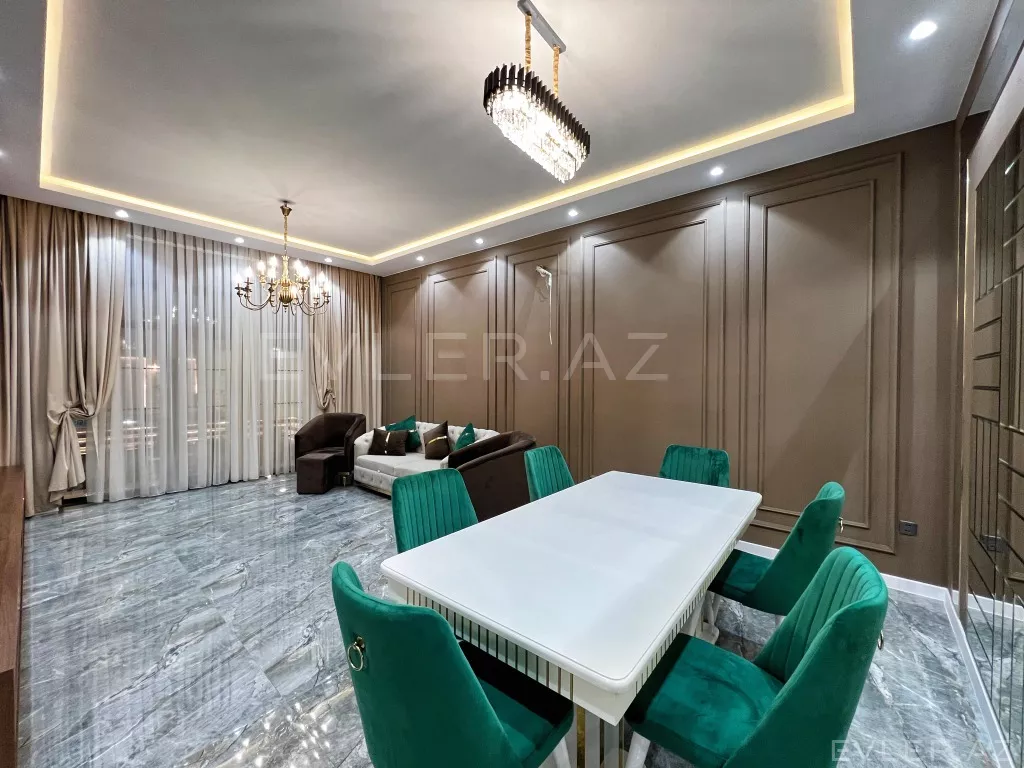 Satılır, həyət evi/villa