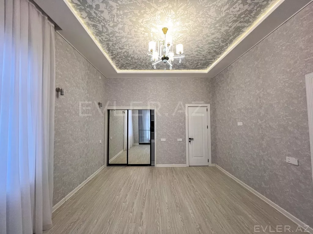 Satılır, həyət evi/villa