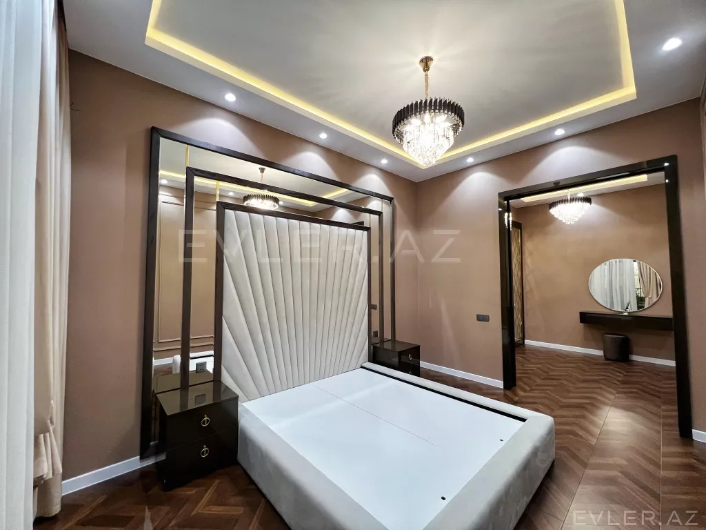 Satılır, həyət evi/villa