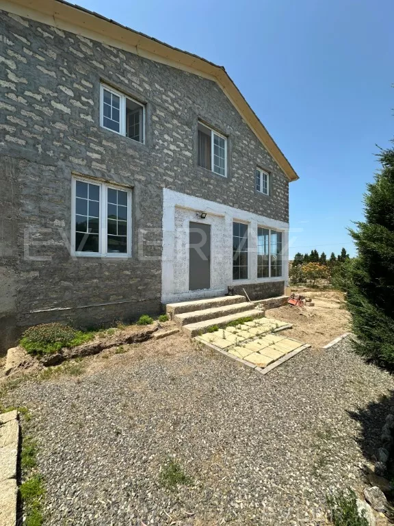 Satılır, bağ evi