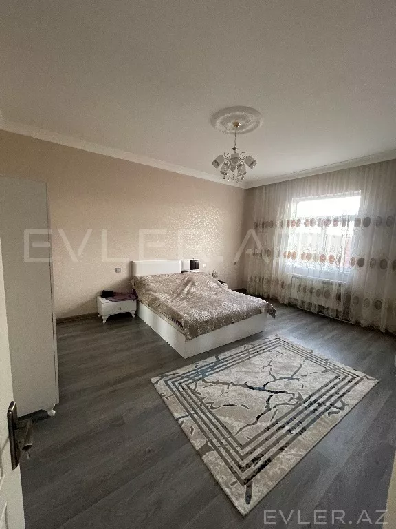 Satılır, həyət evi/villa